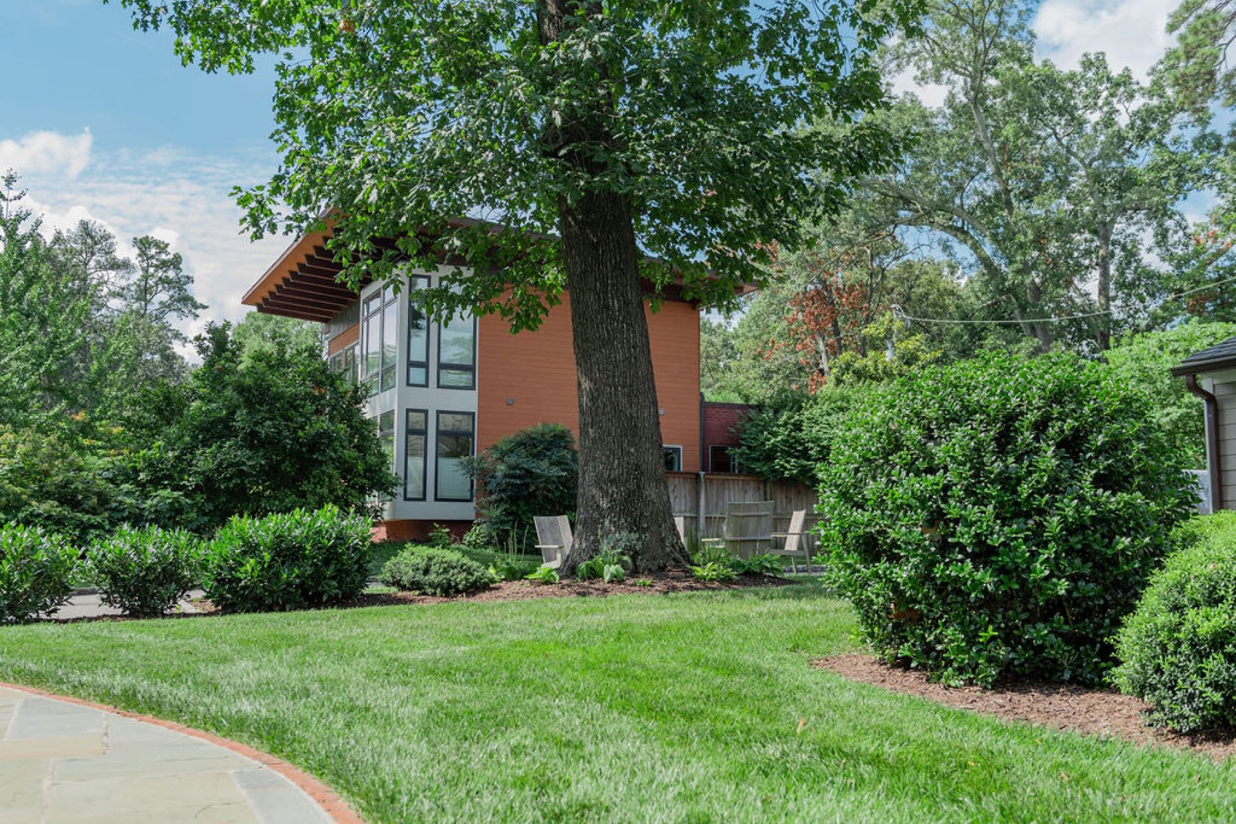Established residential property in Midlothian